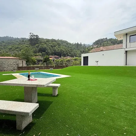 Refugio Da Avo - Geres Villa